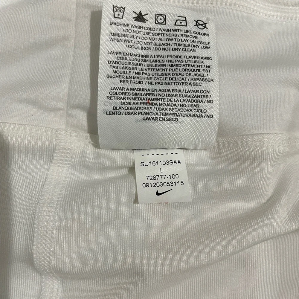 Nike White Dri-fit Sports Skirt 81% polyester 19 spandex Size L EUC